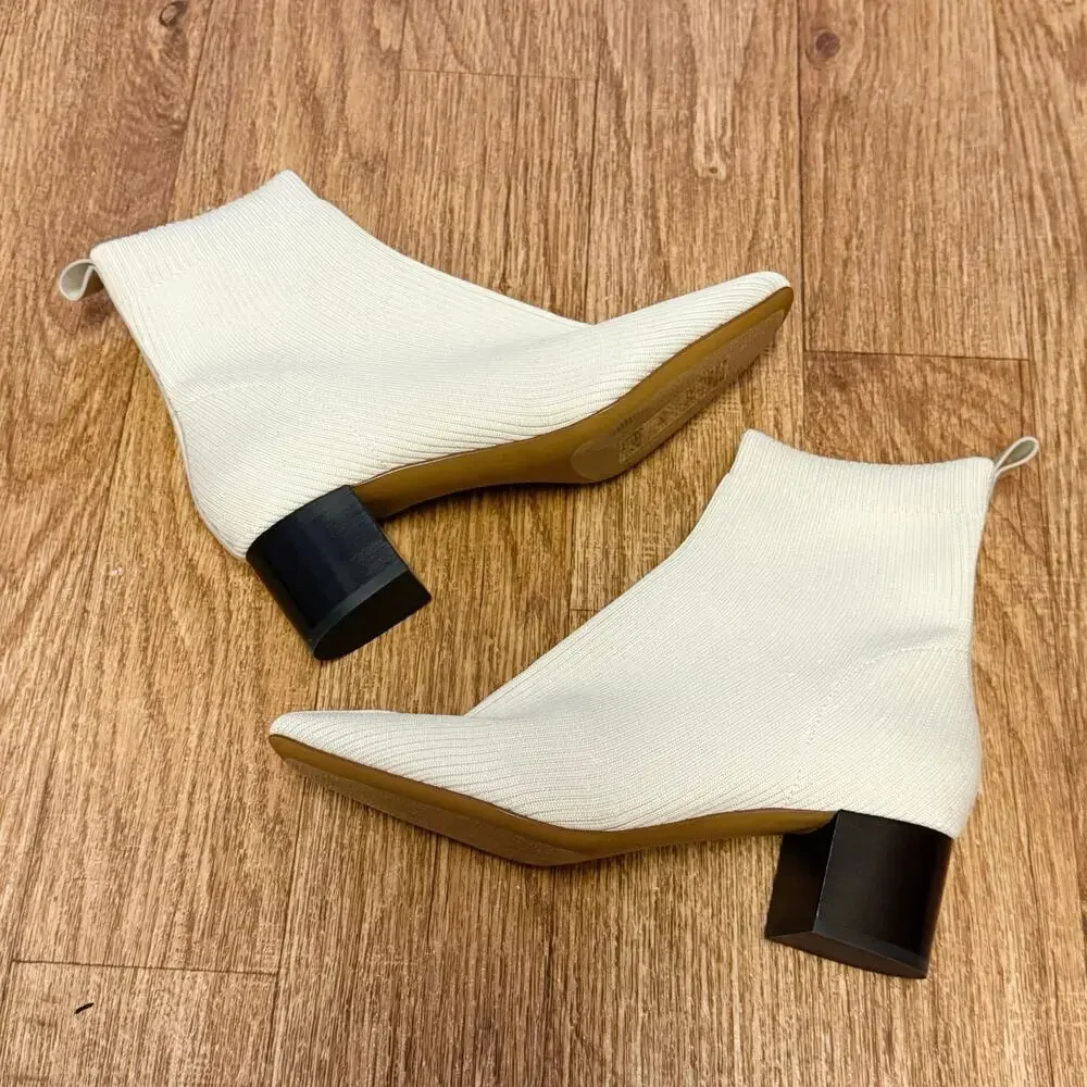 Everlane The Glove Boot in Bone Size 9